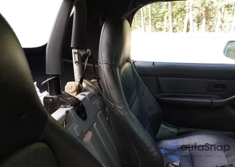 1998 BMW Z3 2.8 from USA, damaged, VIN 4USCJ3335WLC13838